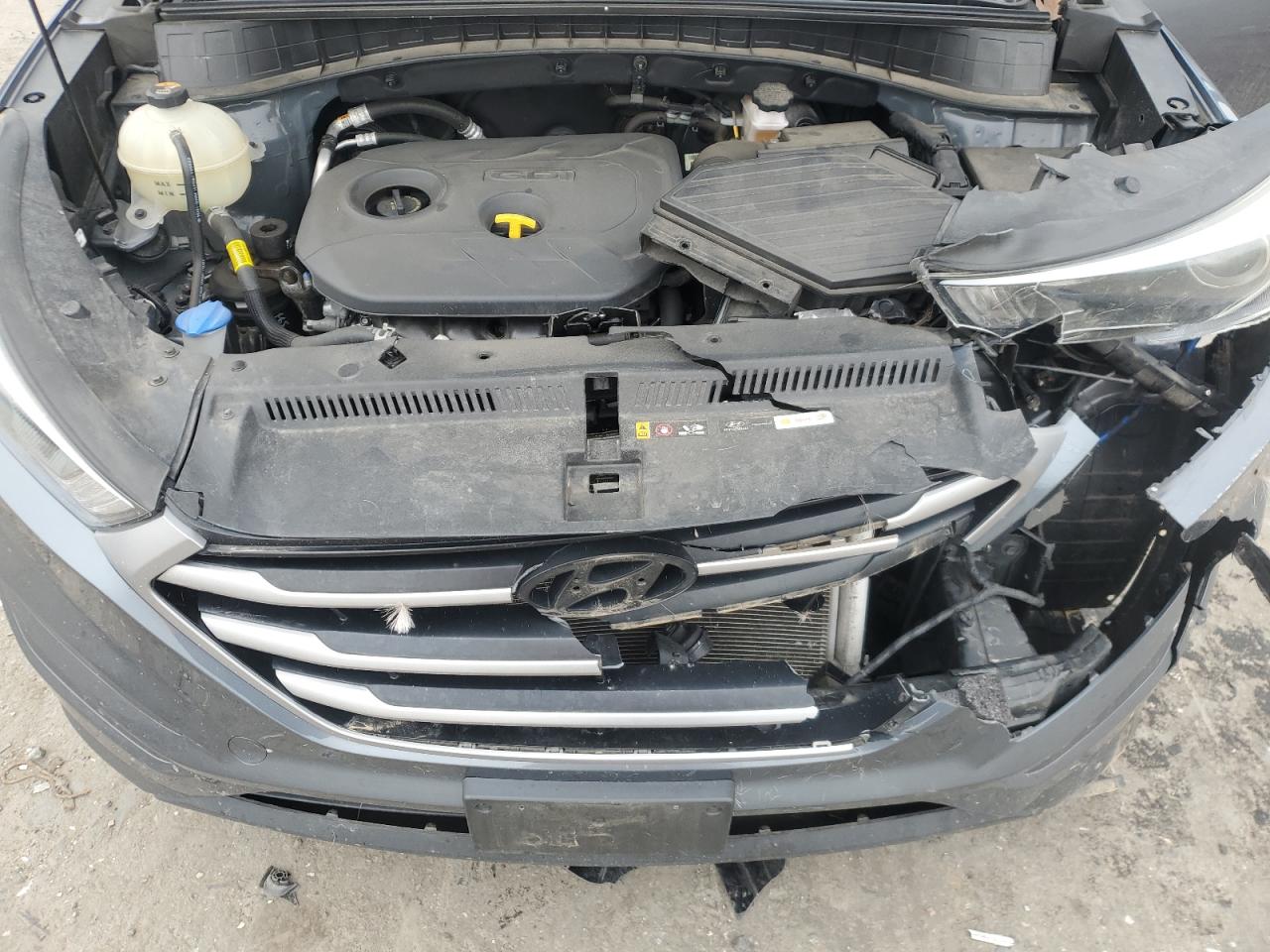 2018 Hyundai Tucson VIN KM8J2CA46JU611688 Copart auction photo, front end / minor dent/scratches damage thumbnail 14