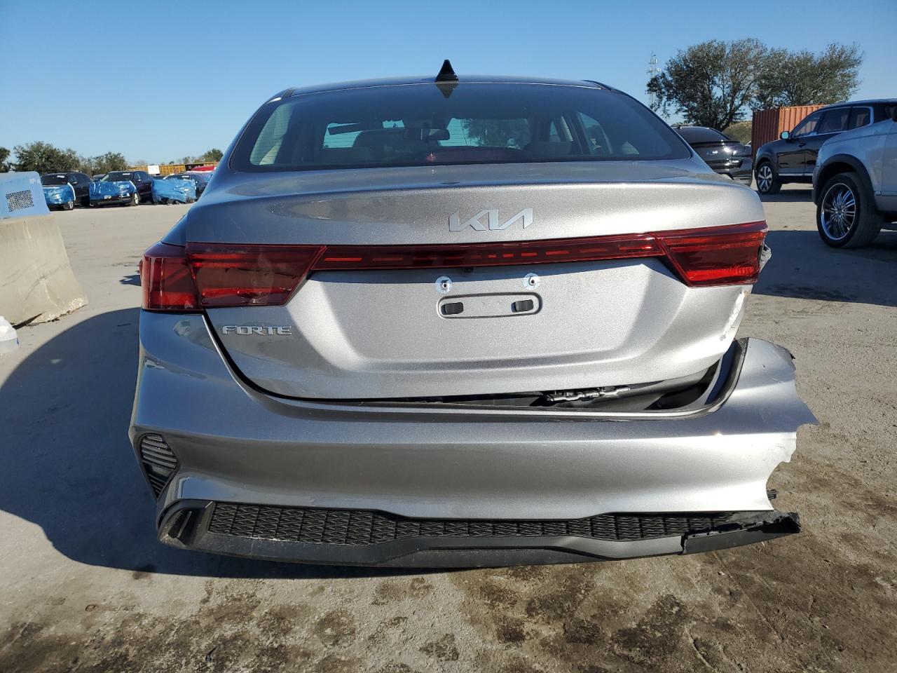 2024 KIA Forte VIN 3KPF24AD3RE824124 Copart auction photo, all over damage thumbnail 6