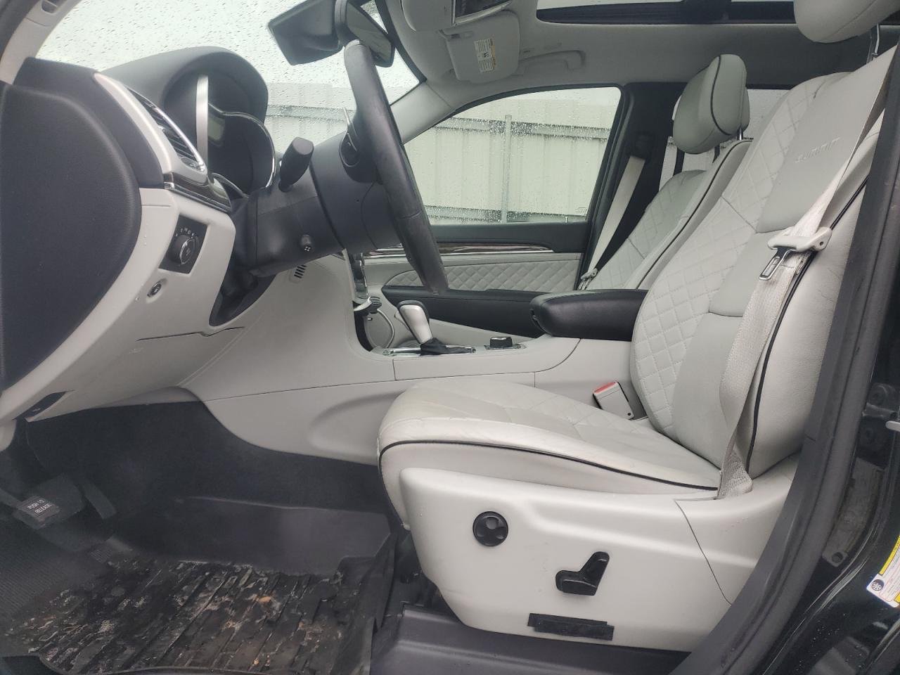 2018 Jeep Grand Cherokee VIN 1C4RJFJT8JC431248 Copart auction photo, front end / side damage thumbnail 7