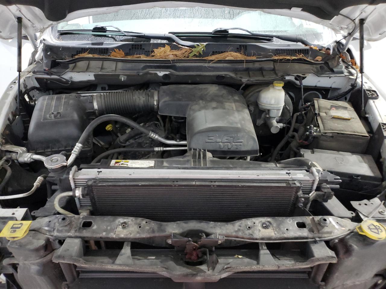 2013 RAM 1500 VIN 1C6RR7FG1DS592908 Copart auction photo, front end / undercarriage damage thumbnail 11
