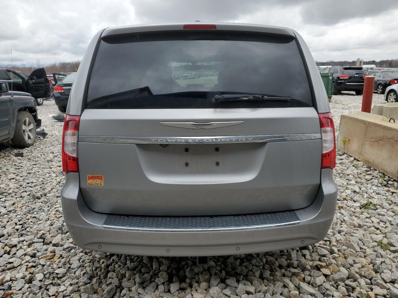 2013 Chrysler Town & Country VIN 2C4RC1CG3DR803295 Copart auction photo, front end damage thumbnail 6