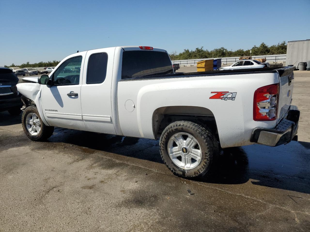 2013 Chevrolet Silverado VIN 1GCRKSE70DZ287294 Copart auction photo, front end damage thumbnail 2