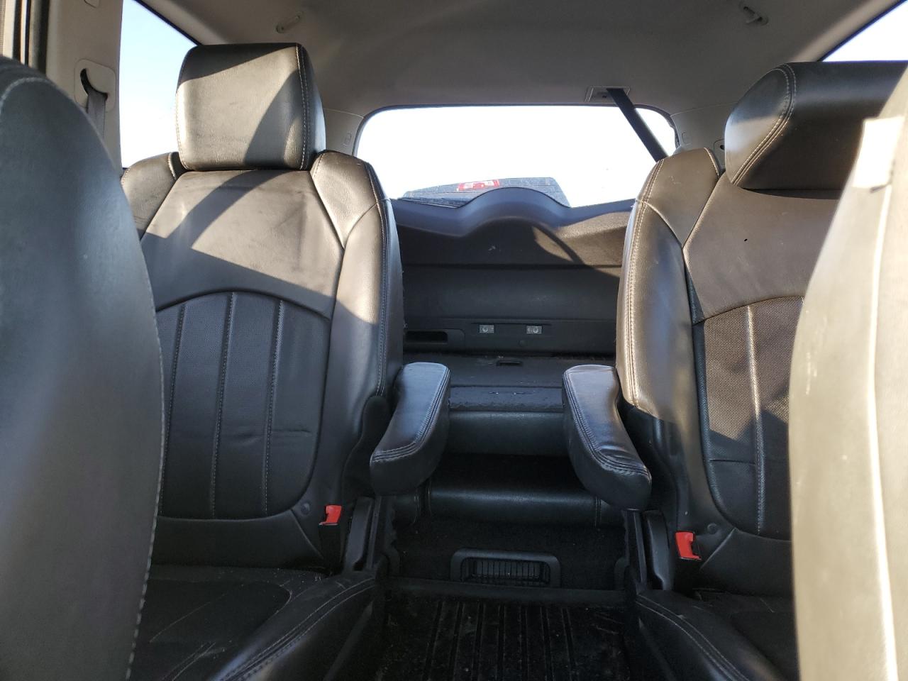 2015 Buick Enclave VIN 5GAKVBKD6FJ350002 Copart auction photo, front end / minor dent/scratches damage thumbnail 10