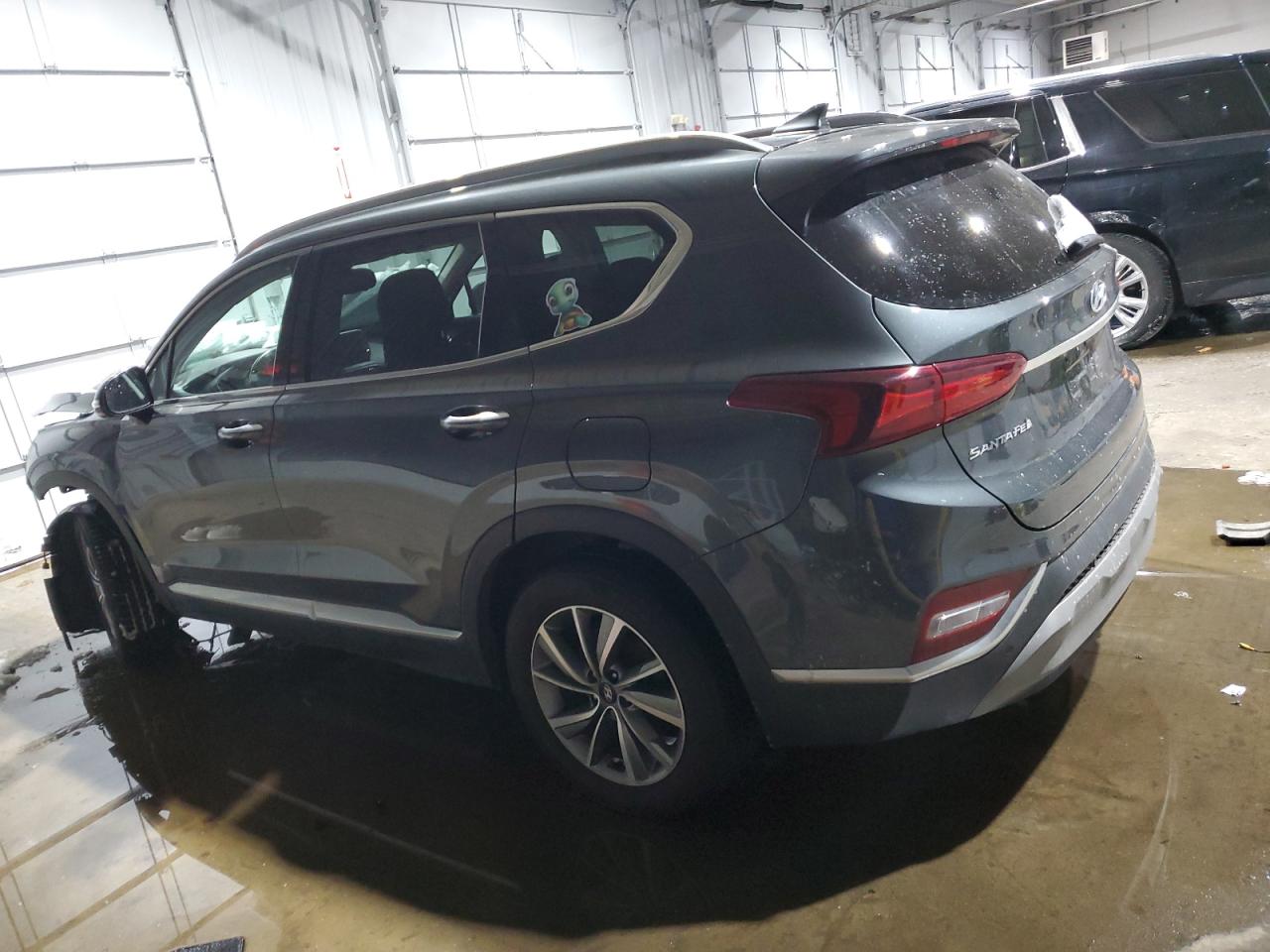 2019 Hyundai Santa Fe VIN 5NMS5CAD8KH086528 Copart auction photo, front end / rear end damage thumbnail 2