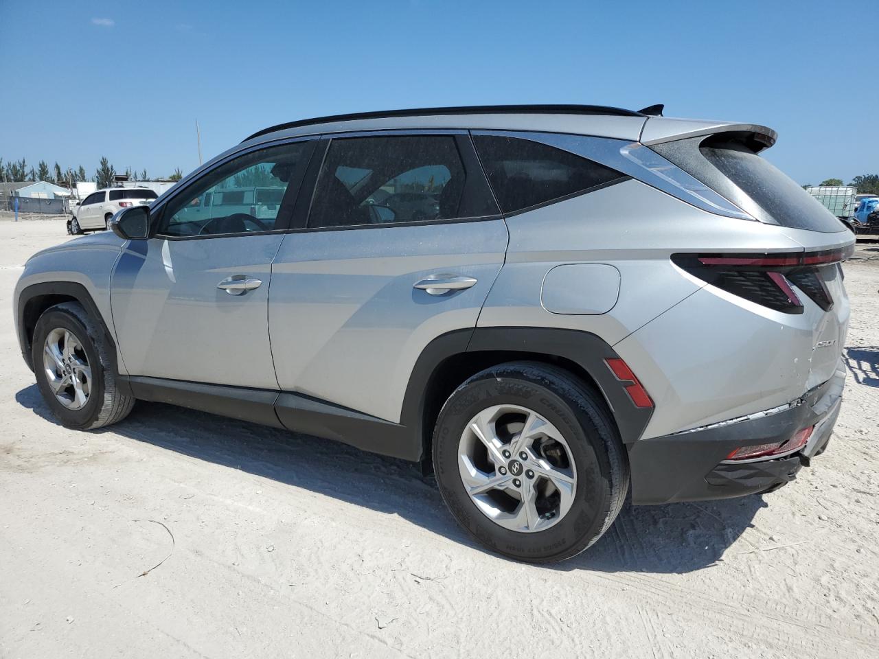 2023 Hyundai Tucson VIN 5NMJB3AE5PH178992 Copart auction photo, rear end / side damage thumbnail 2