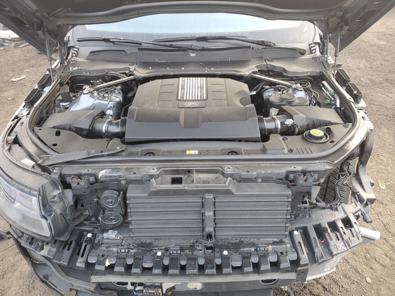 2018 Land Rover Range Rover VIN SALGS2RE9JA389230 Copart auction photo, front end / side damage thumbnail 12