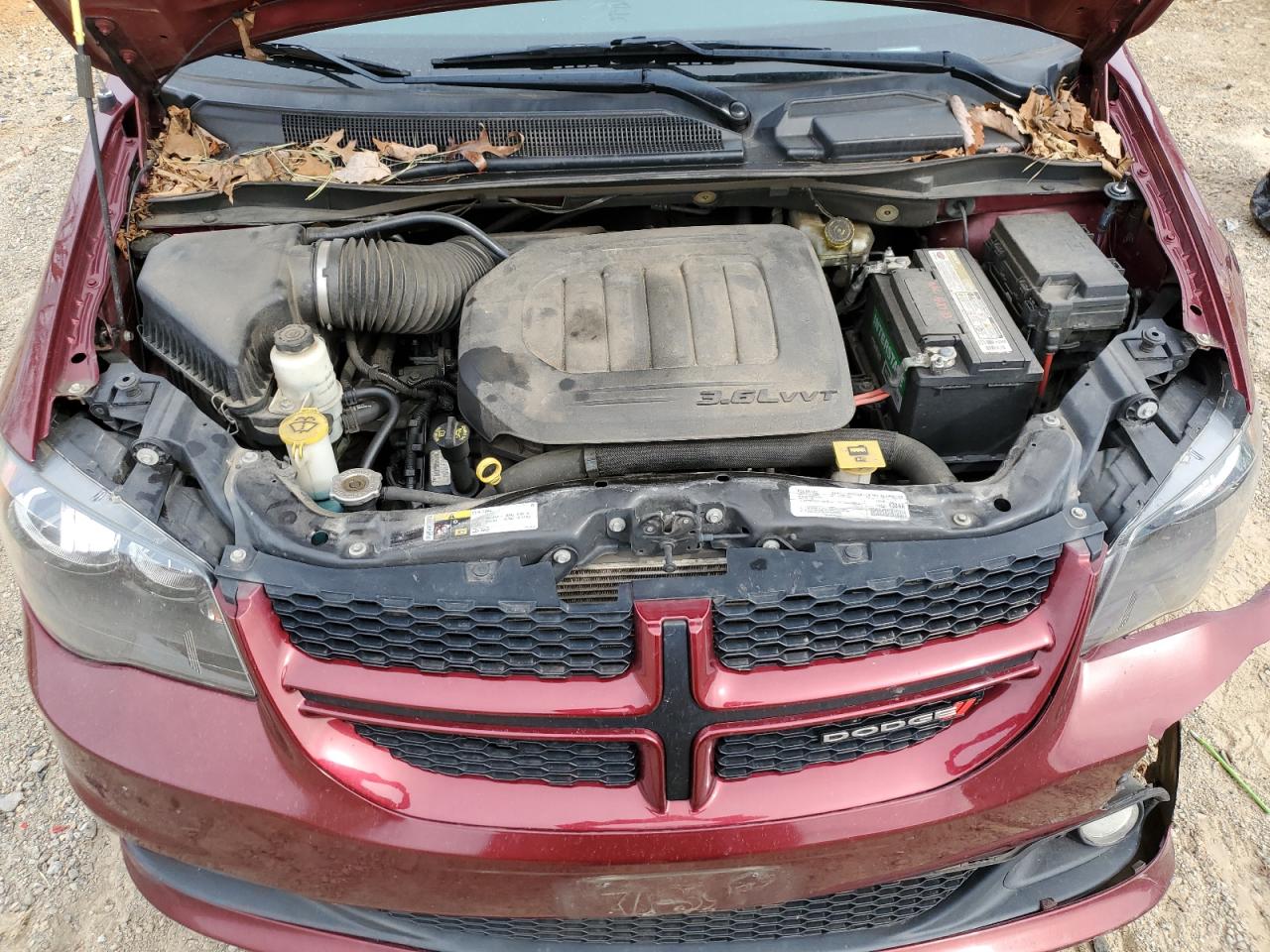 2019 Dodge Caravan VIN 2C4RDGEG8KR535502 Copart auction photo, front end / side damage thumbnail 12