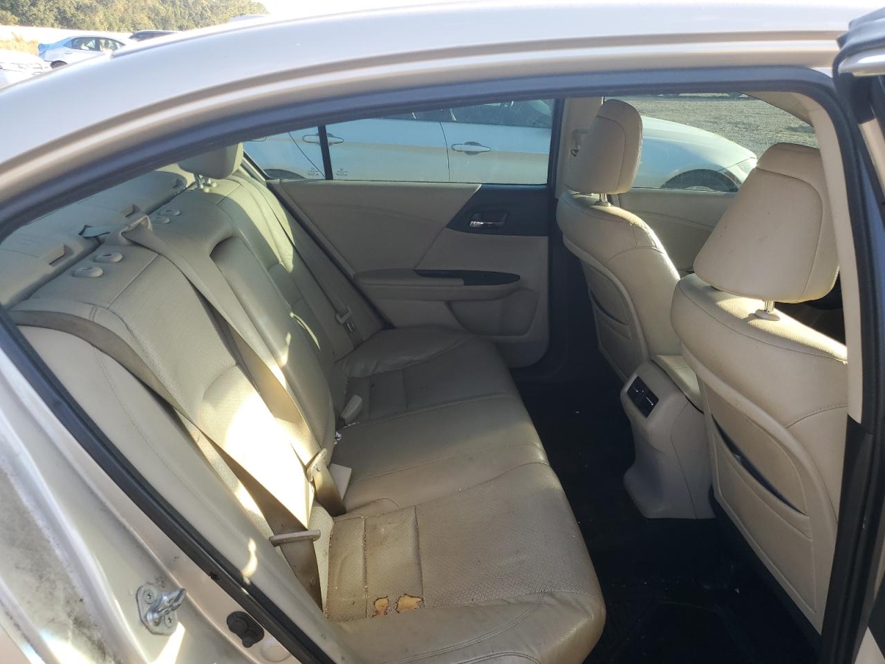 2013 Honda Accord VIN 1HGCR2F86DA158386 Copart auction photo, rear end / minor dent/scratches damage thumbnail 10