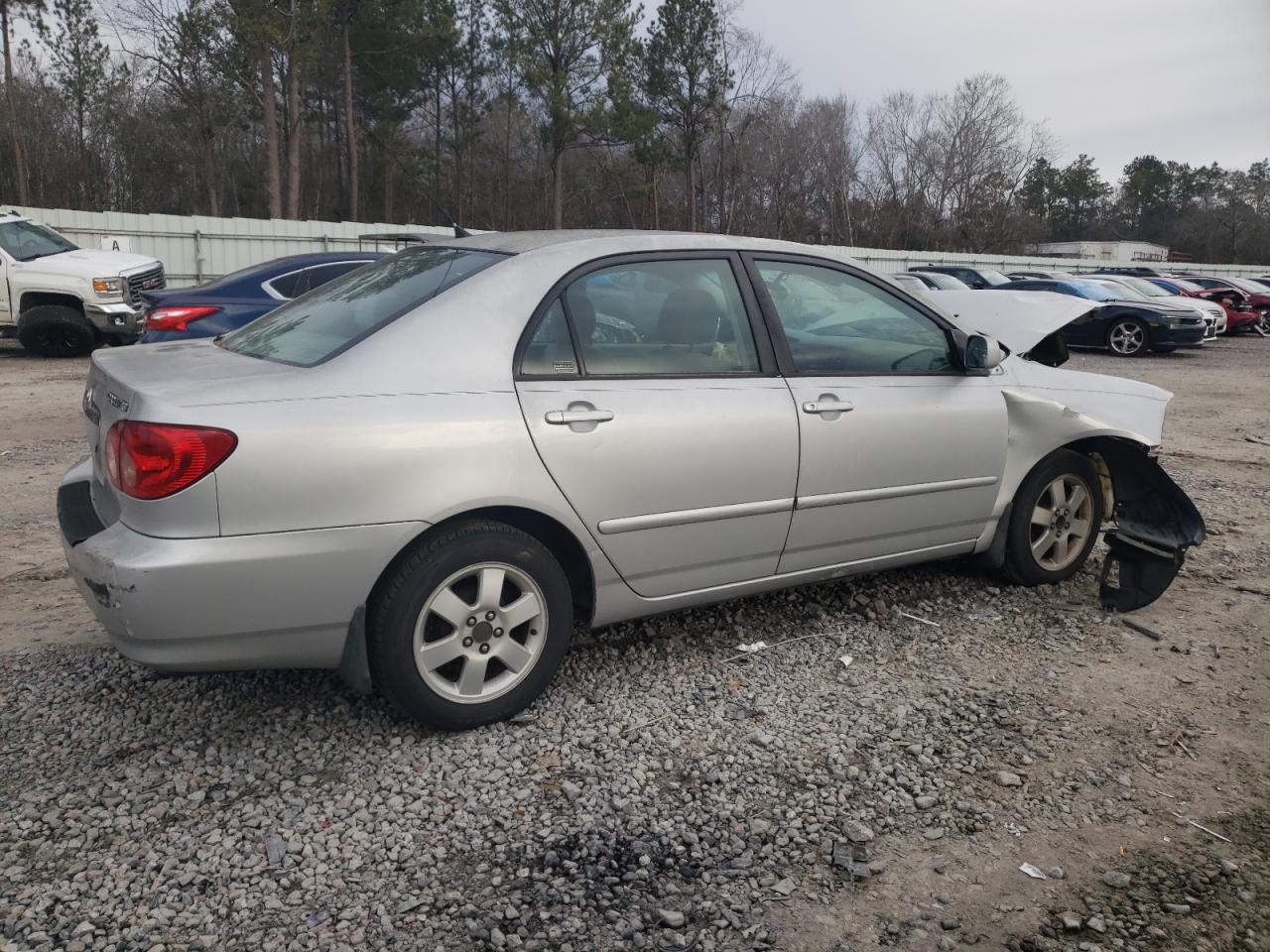 2005 Toyota Corolla VIN JTDBR32E252062410 Copart auction photo, front end damage thumbnail 3