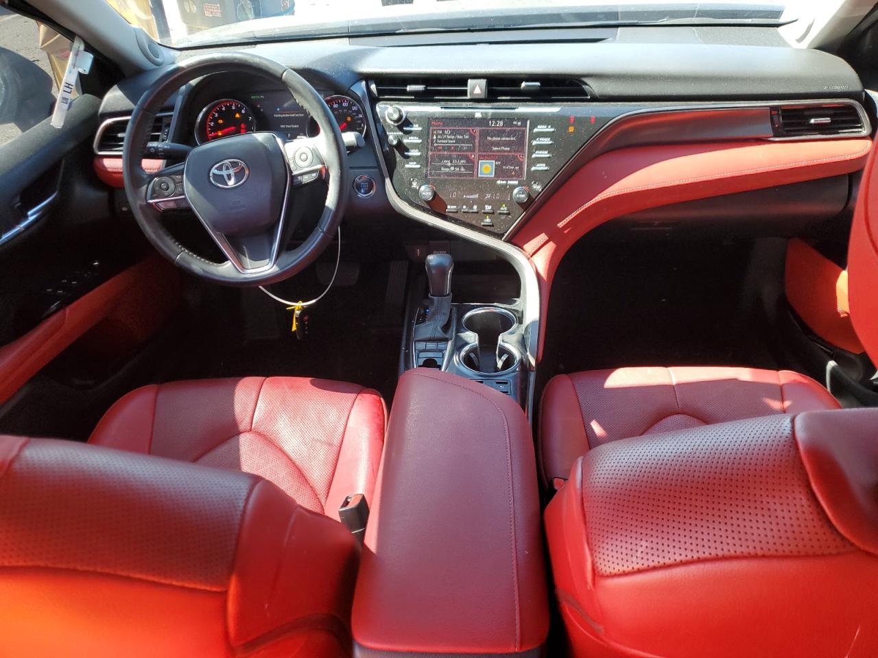 2020 Toyota Camry VIN 4T1K61AK0LU949053 Copart auction photo, front end / minor dent/scratches damage thumbnail 8