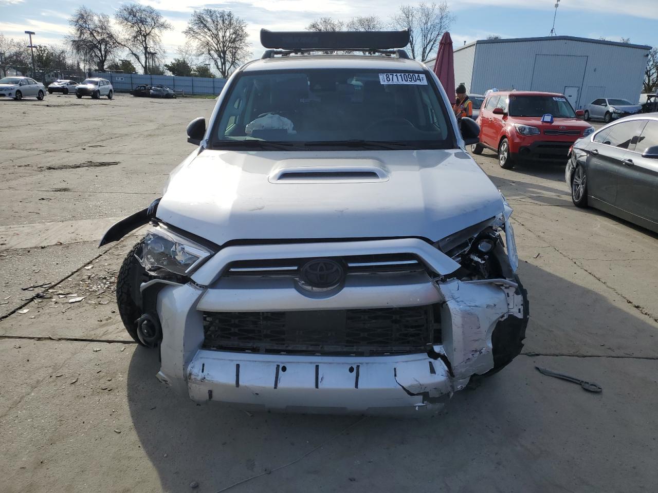 2021 Toyota 4Runner VIN JTEHU5JR9M5880489 Copart auction photo, front end / undercarriage damage thumbnail 5