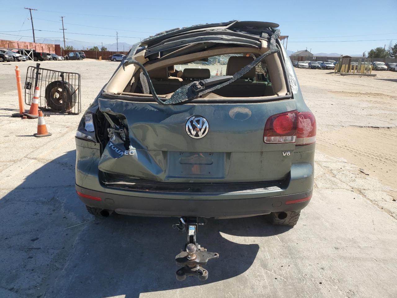 2008 Volkswagen Touareg VIN WVGBE77L98D031749 Copart auction photo, rollover damage thumbnail 6