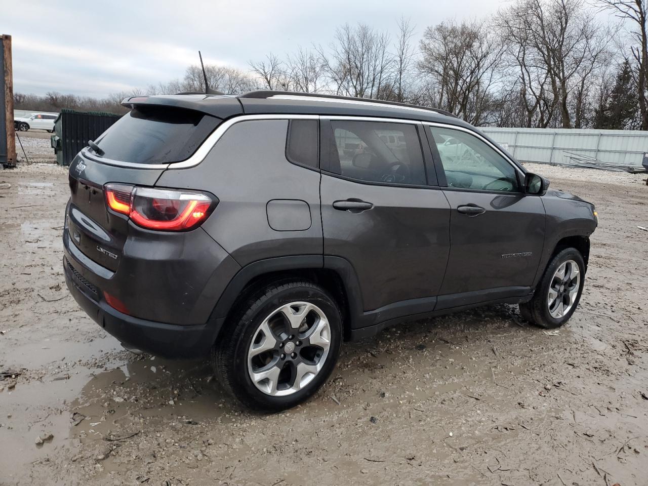 2018 Jeep Compass VIN 3C4NJDCB2JT281066 Copart auction photo, front end damage thumbnail 3