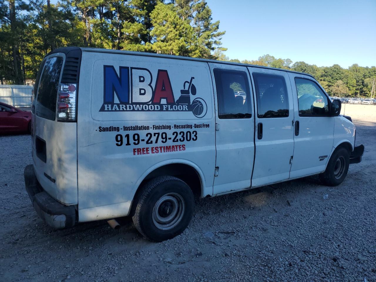 2001 Chevrolet Express VIN 1GCFG15W611135438 Copart auction photo, front end damage thumbnail 3