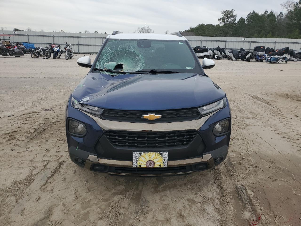 2022 Chevrolet TrailBlazer VIN KL79MVSLXNB068833 Copart auction photo, front end damage thumbnail 5