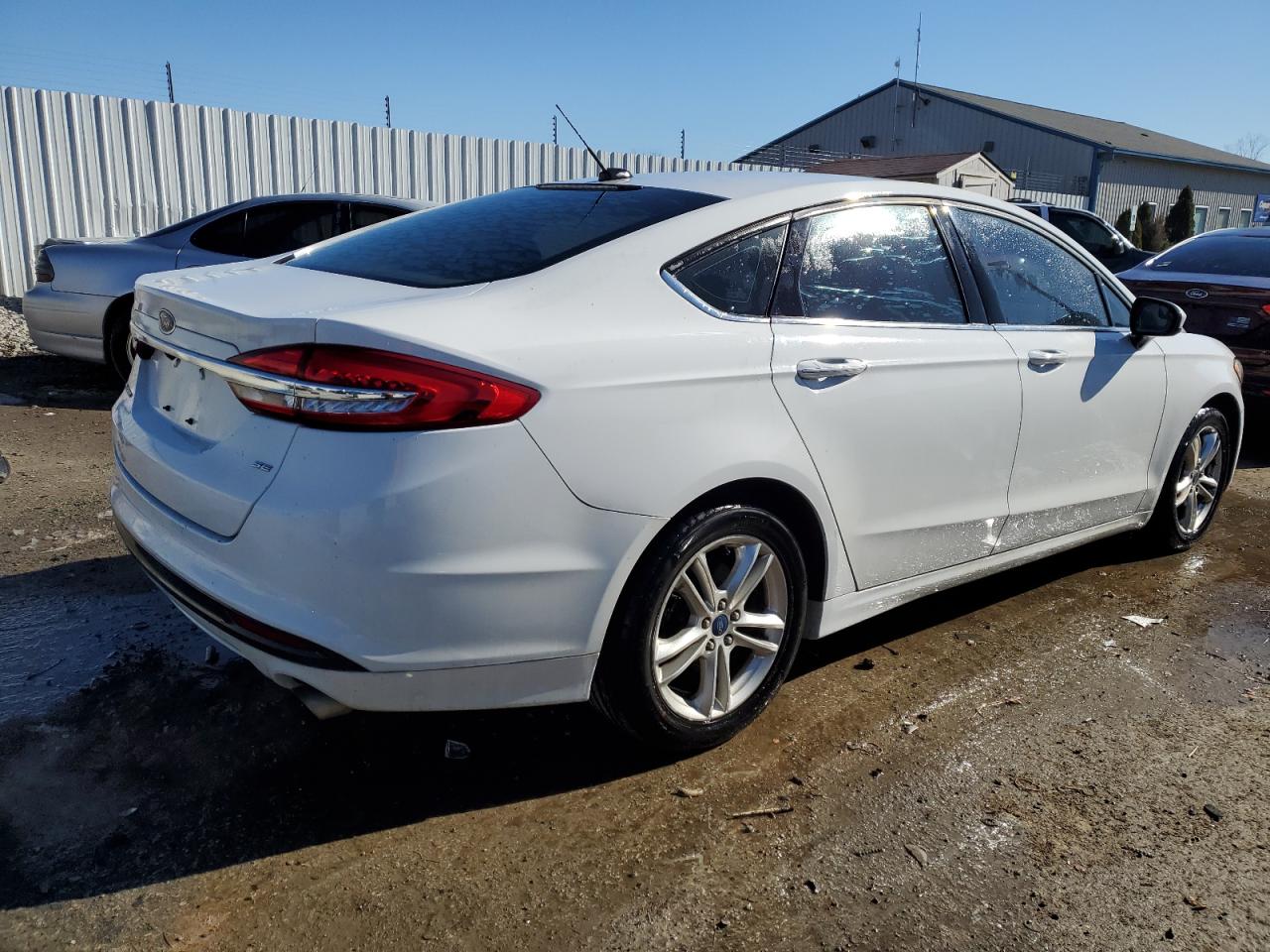 2018 Ford Fusion VIN 3FA6P0H7XJR133458 Copart auction photo, front end damage thumbnail 3
