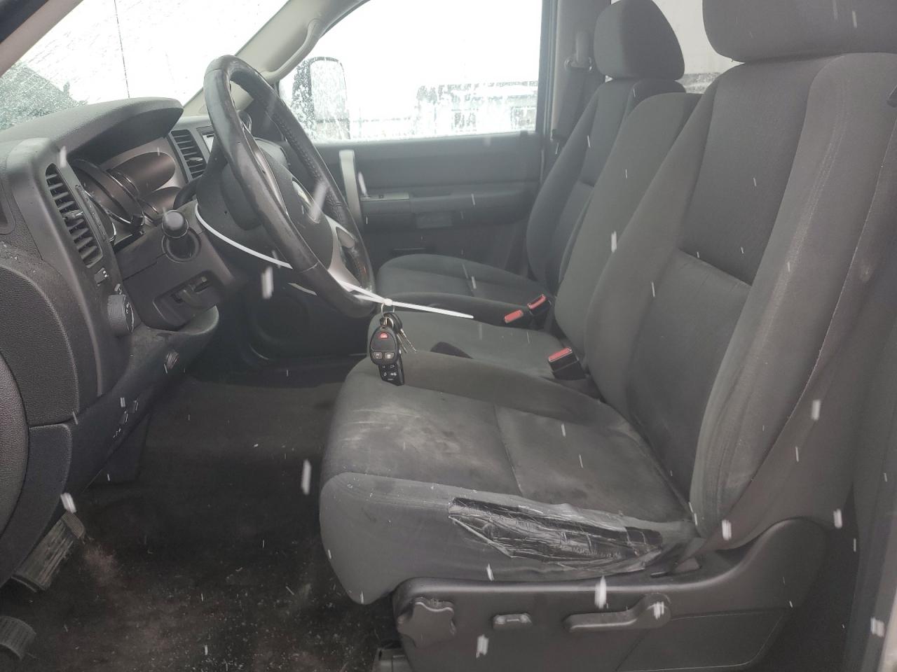 2009 Chevrolet Silverado VIN 1GCHK53K19F143198 Copart auction photo, side damage thumbnail 7