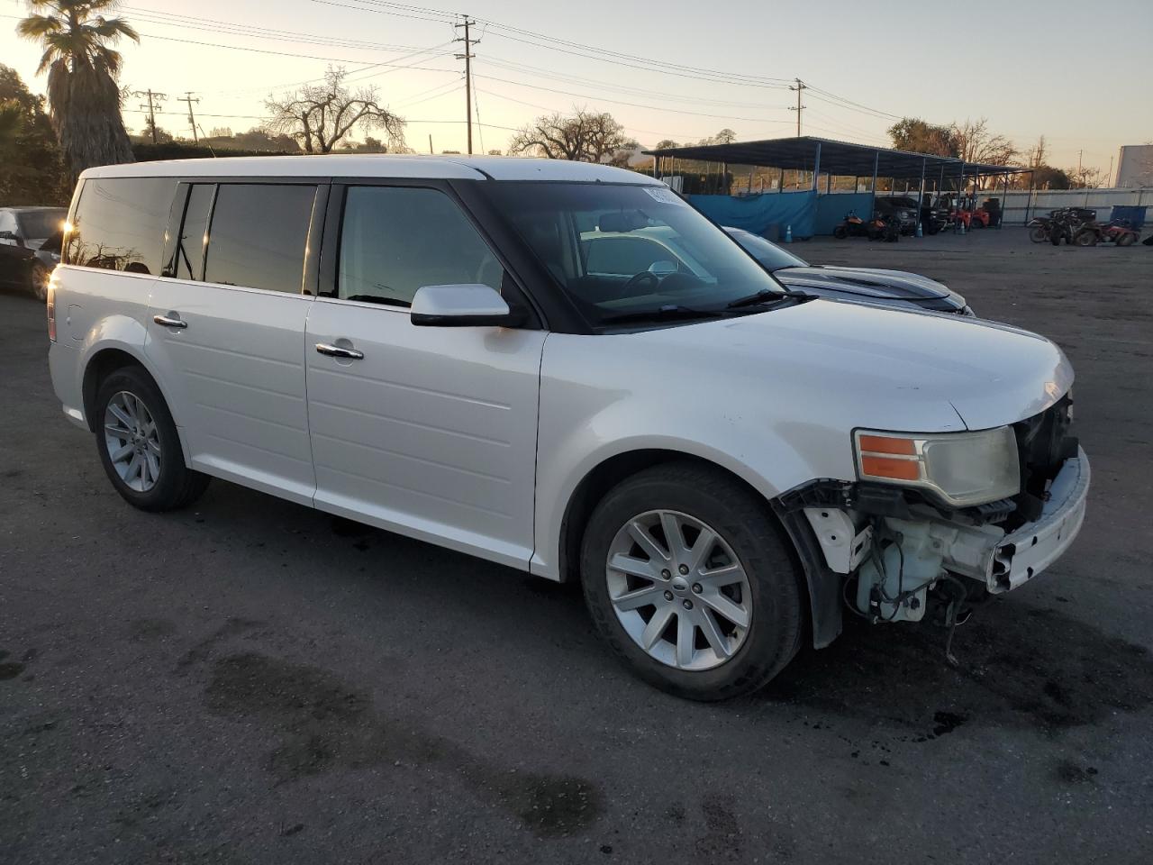 2011 Ford Flex VIN 2FMGK5CC5BBD37241 Copart auction photo, front end damage thumbnail 4