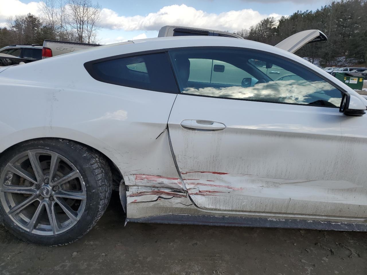 2015 Ford Mustang VIN 1FA6P8CF4F5409527 Copart auction photo, side / front end damage thumbnail 10