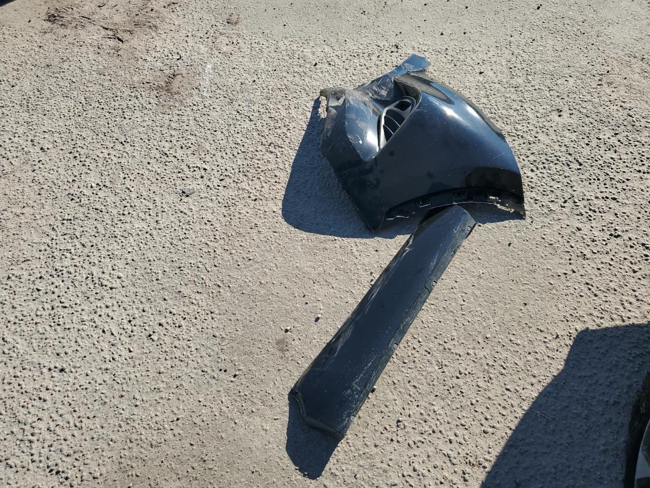 2022 Toyota Highlander VIN 5TDHZRAH0NS555195 Copart auction photo, front end / side damage thumbnail 13