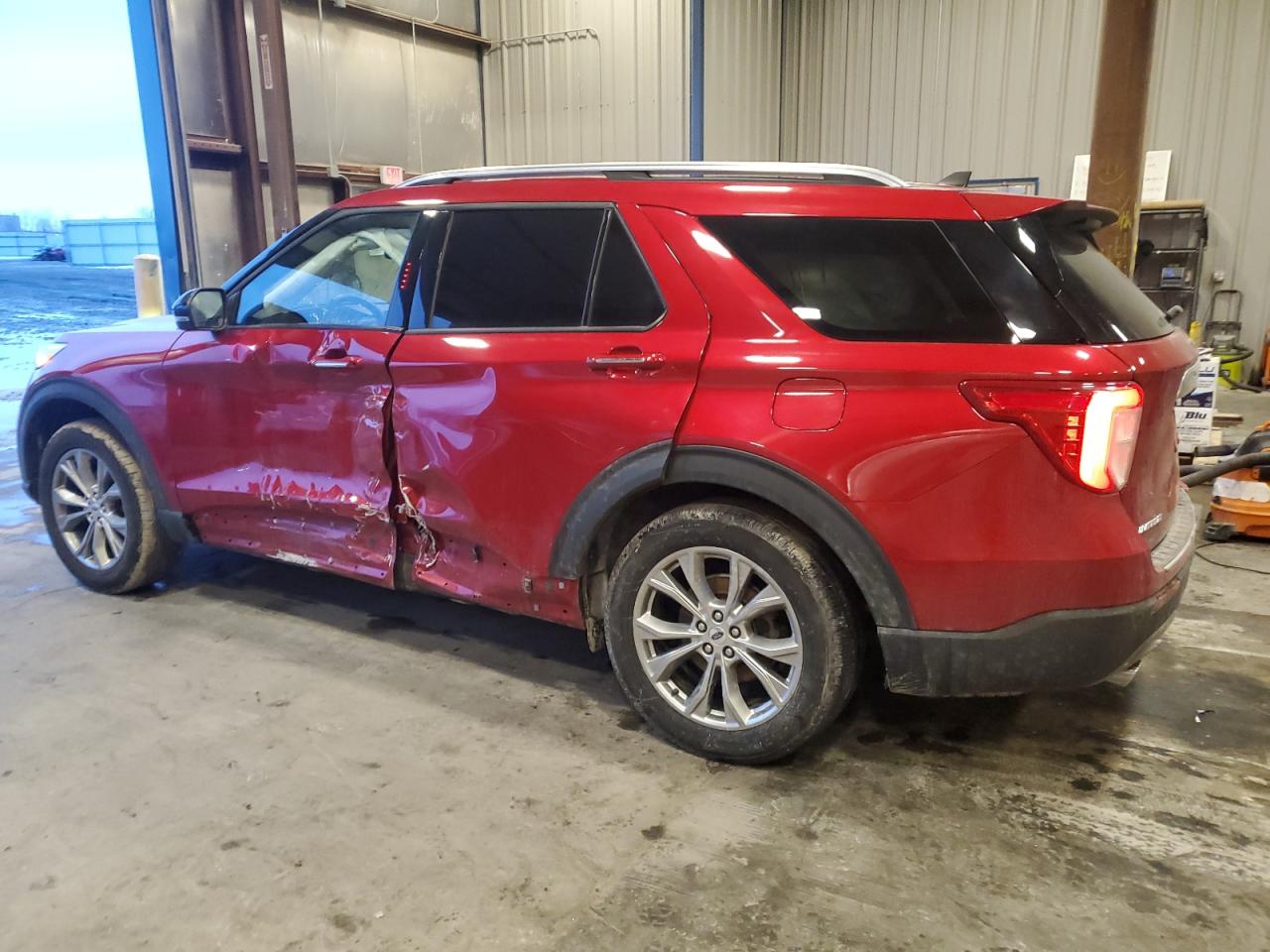 2021 Ford Explorer VIN 1FMSK8FH5MGB72628 Copart auction photo, side / rear end damage thumbnail 2