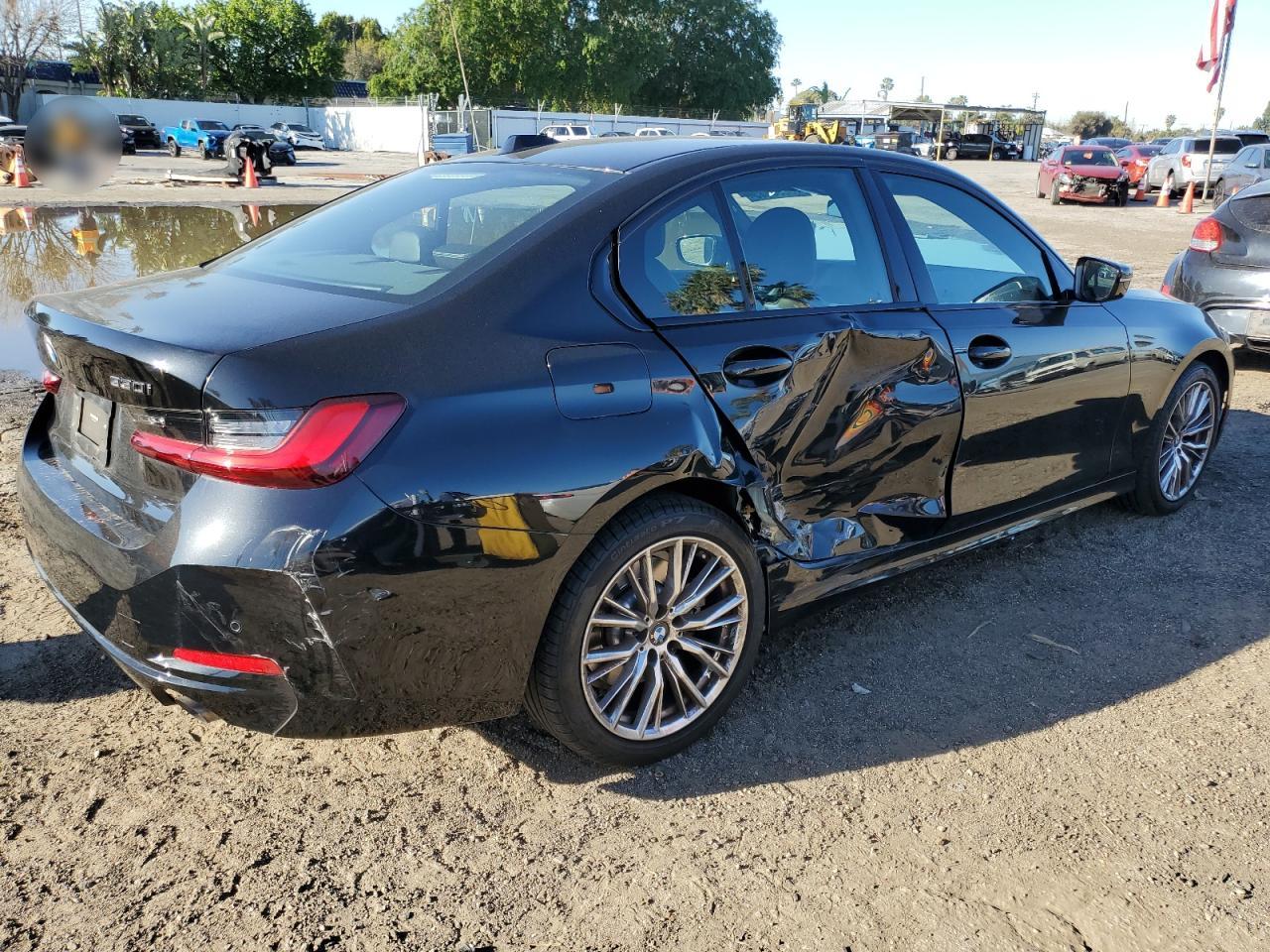 2023 BMW 3er VIN 3MW69FF04P8C91836 Copart auction photo, side / rear end damage thumbnail 3