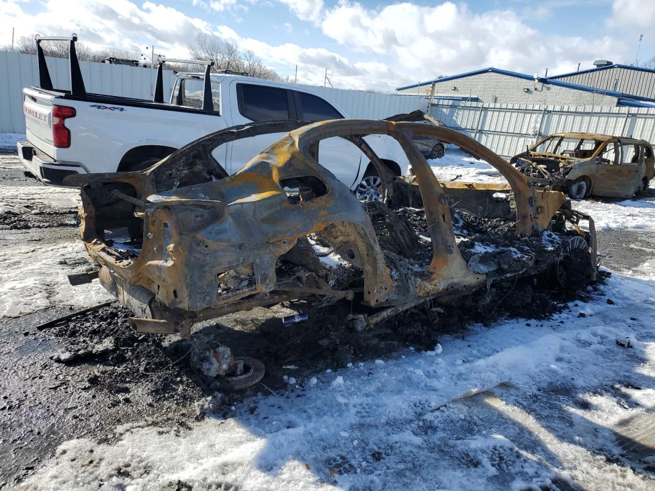 2017 BMW 5er VIN WBAJA7C31HG906142 Copart auction photo, burn - engine / burn - interior damage thumbnail 3