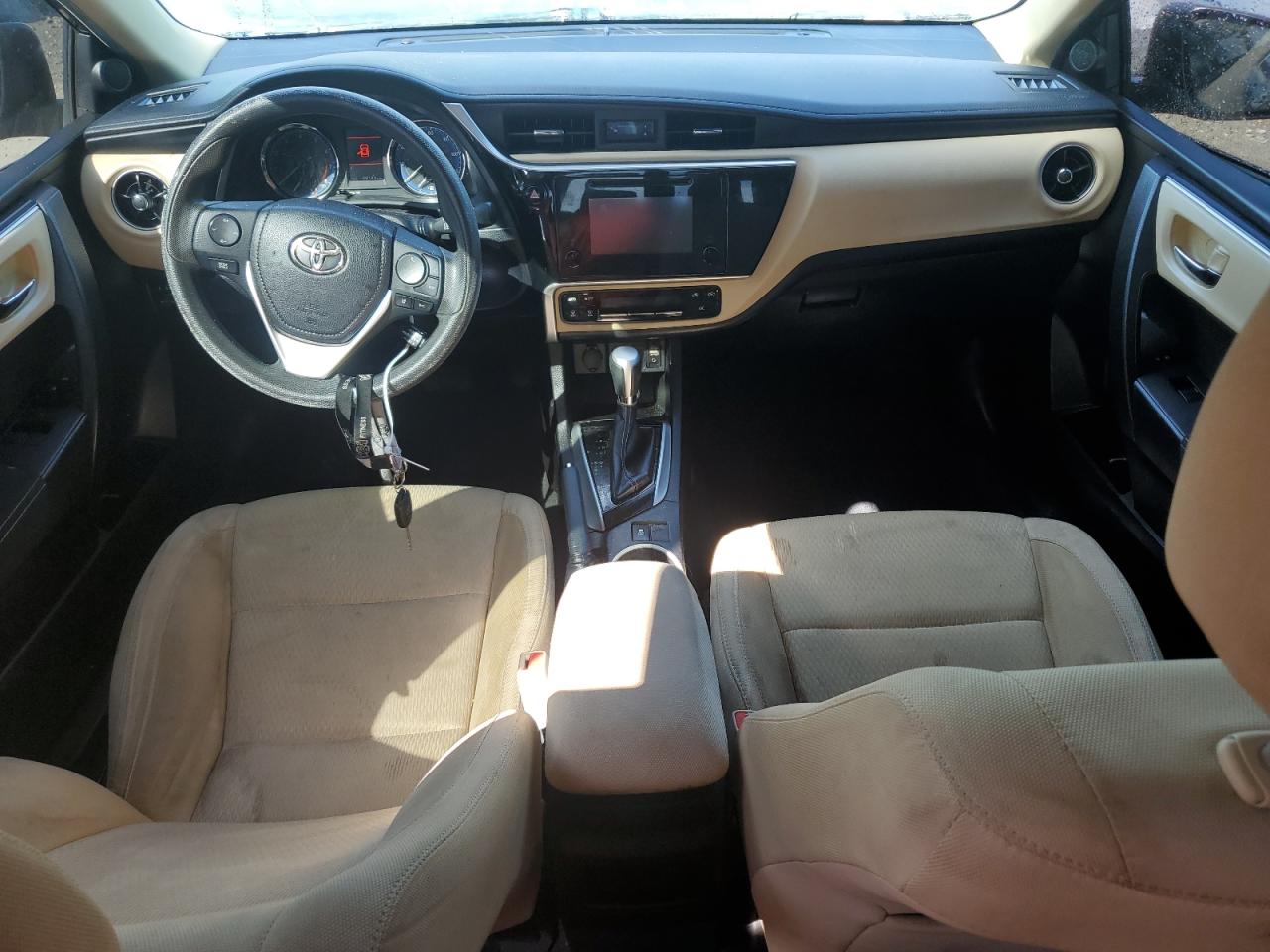 2019 Toyota Corolla VIN 5YFBURHE6KP933542 Copart auction photo, side damage thumbnail 8