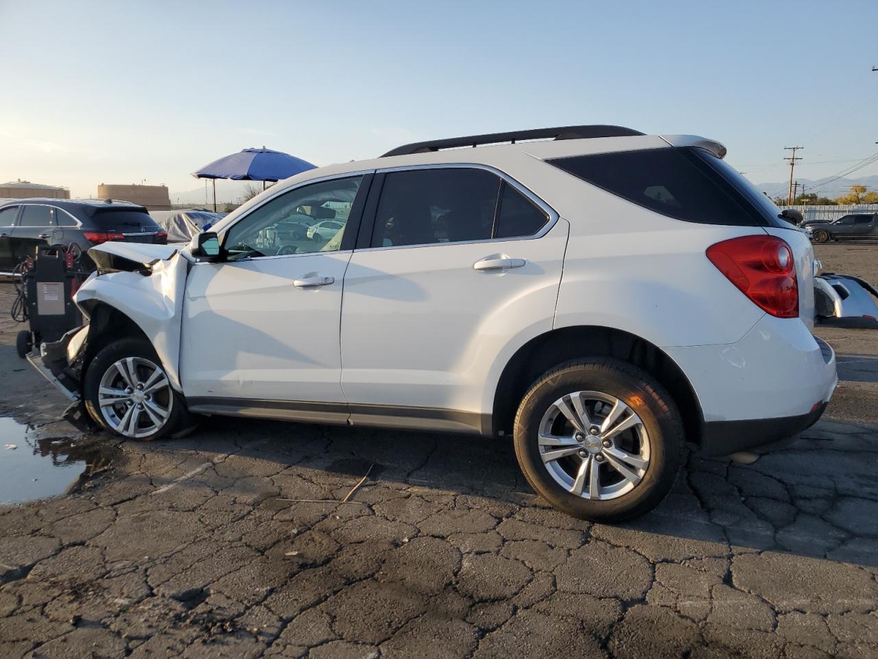 2015 Chevrolet Equinox VIN 1GNALBEK0FZ135444 Copart auction photo, front end / side damage thumbnail 2