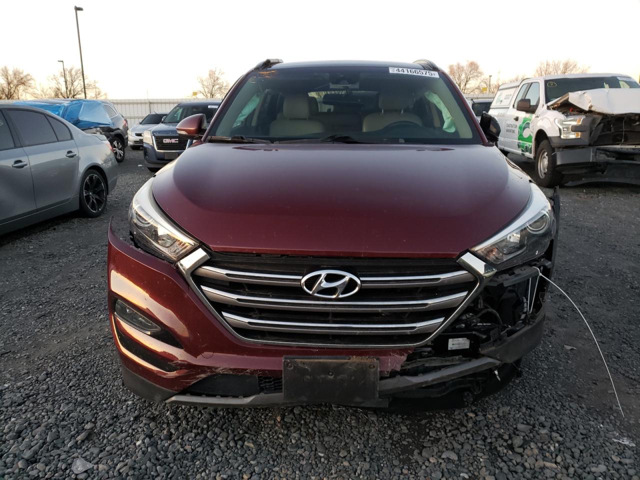 2016 Hyundai Tucson VIN KM8J3CA27GU213457 Copart auction photo, front end / side damage thumbnail 5