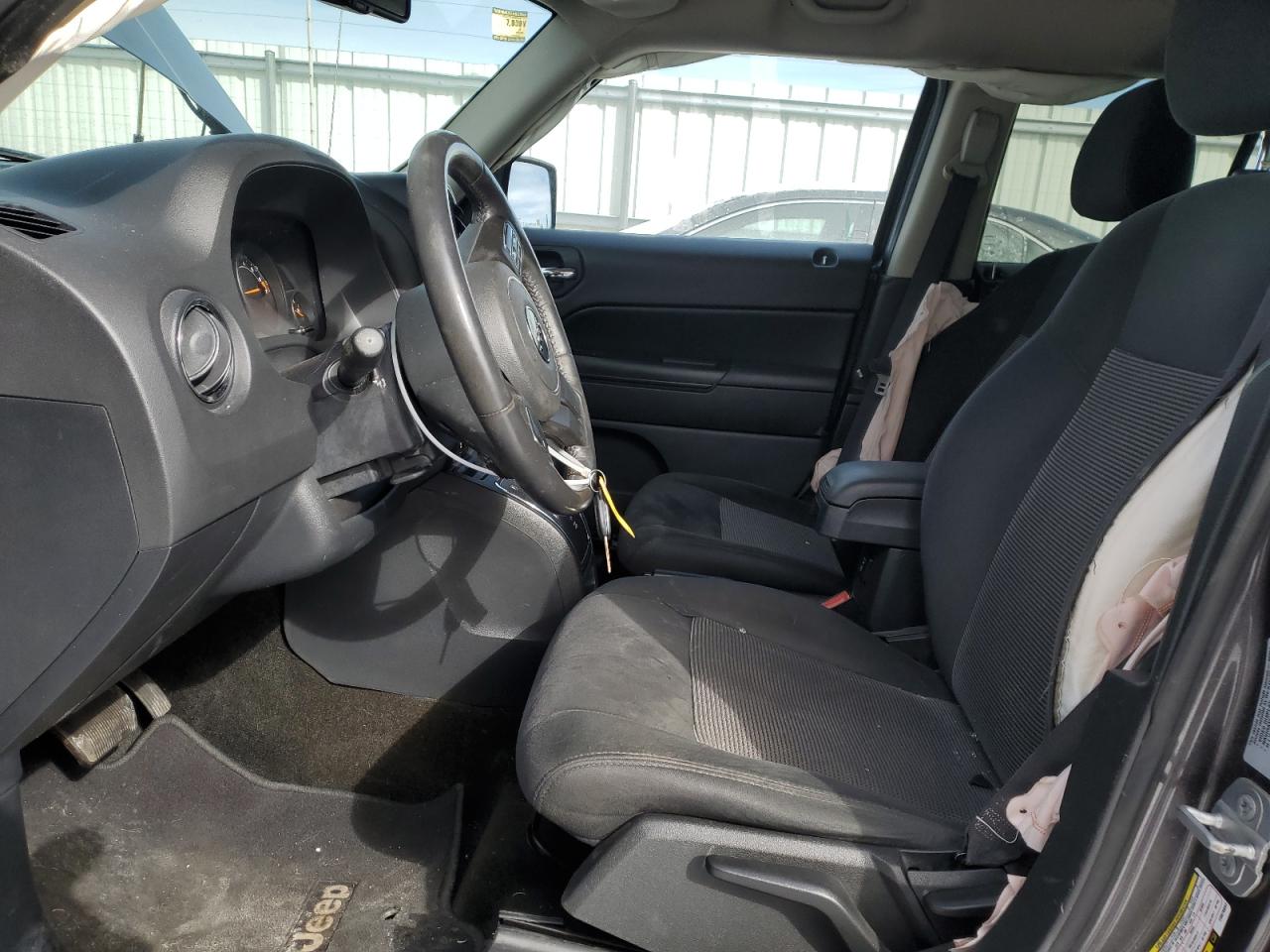2015 Jeep Liberty (Patriot) VIN 1C4NJRFB0FD376697 Copart auction photo, all over damage thumbnail 7