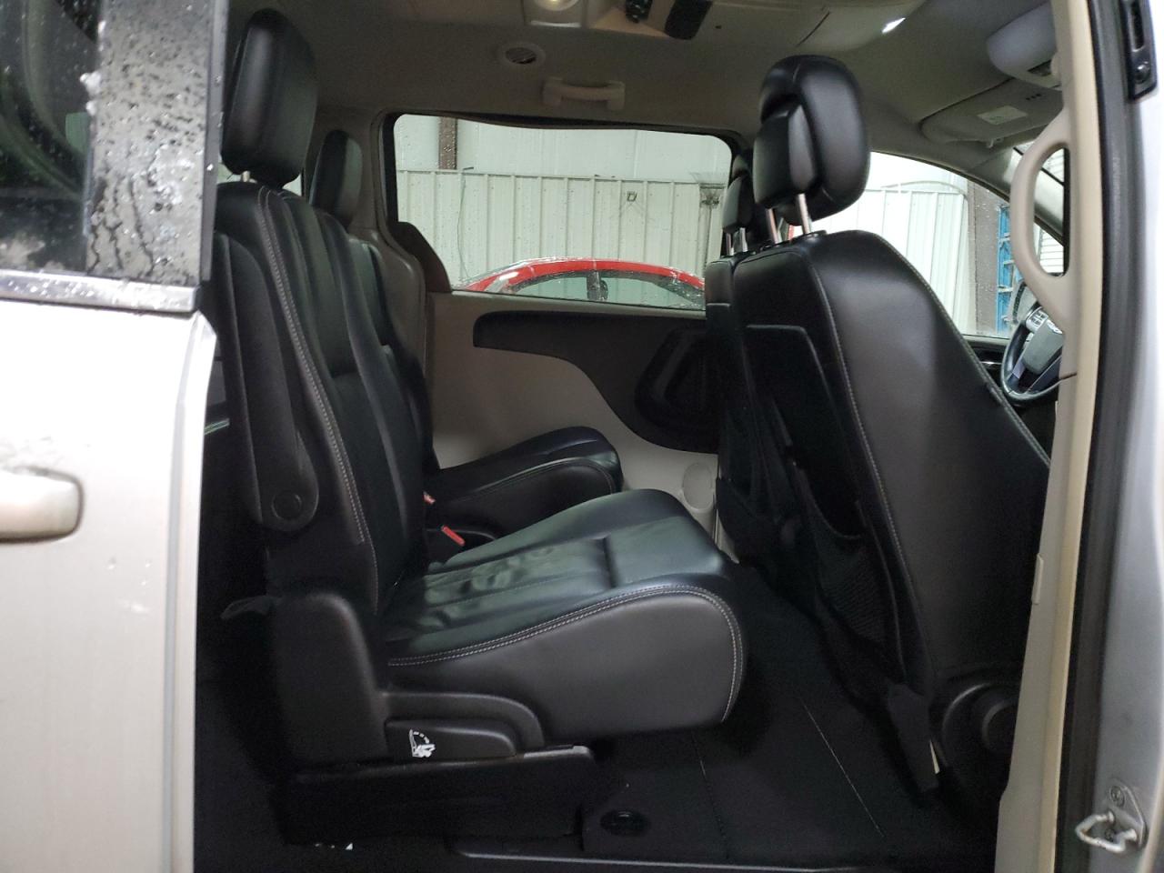 2012 Chrysler Town & Country VIN 2C4RC1BGXCR343987 Copart auction photo, front end damage thumbnail 11
