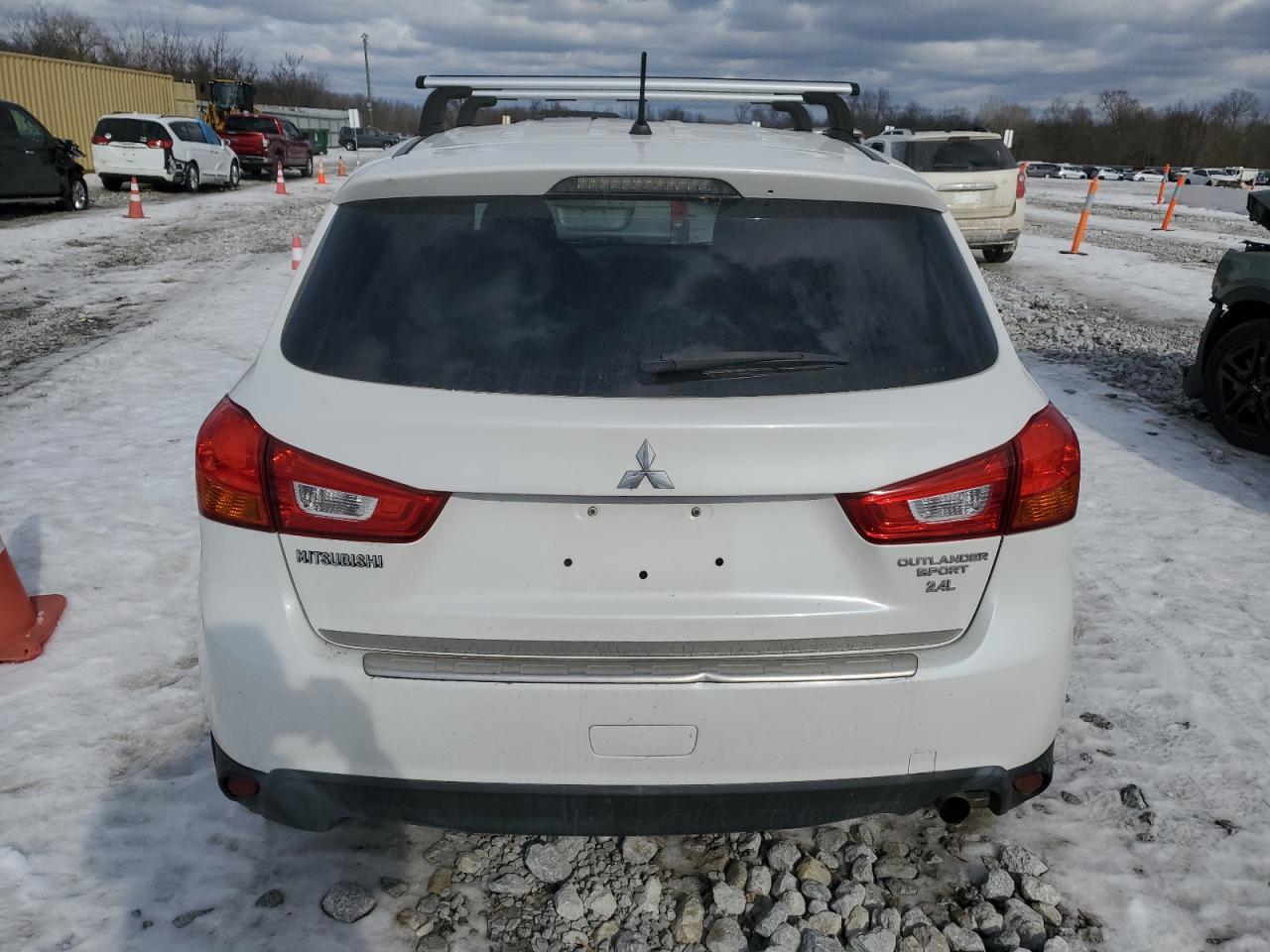 2016 Mitsubishi Outlander VIN JA4AR3AW6GZ058662 Copart auction photo, front end / side damage thumbnail 6