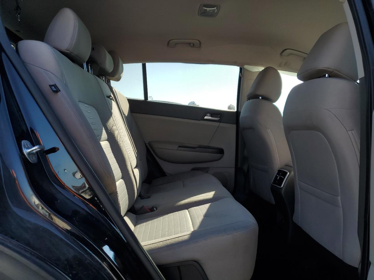 2018 KIA Sportage VIN KNDPM3AC1J7461794 Copart auction photo, front end / minor dent/scratches damage thumbnail 11