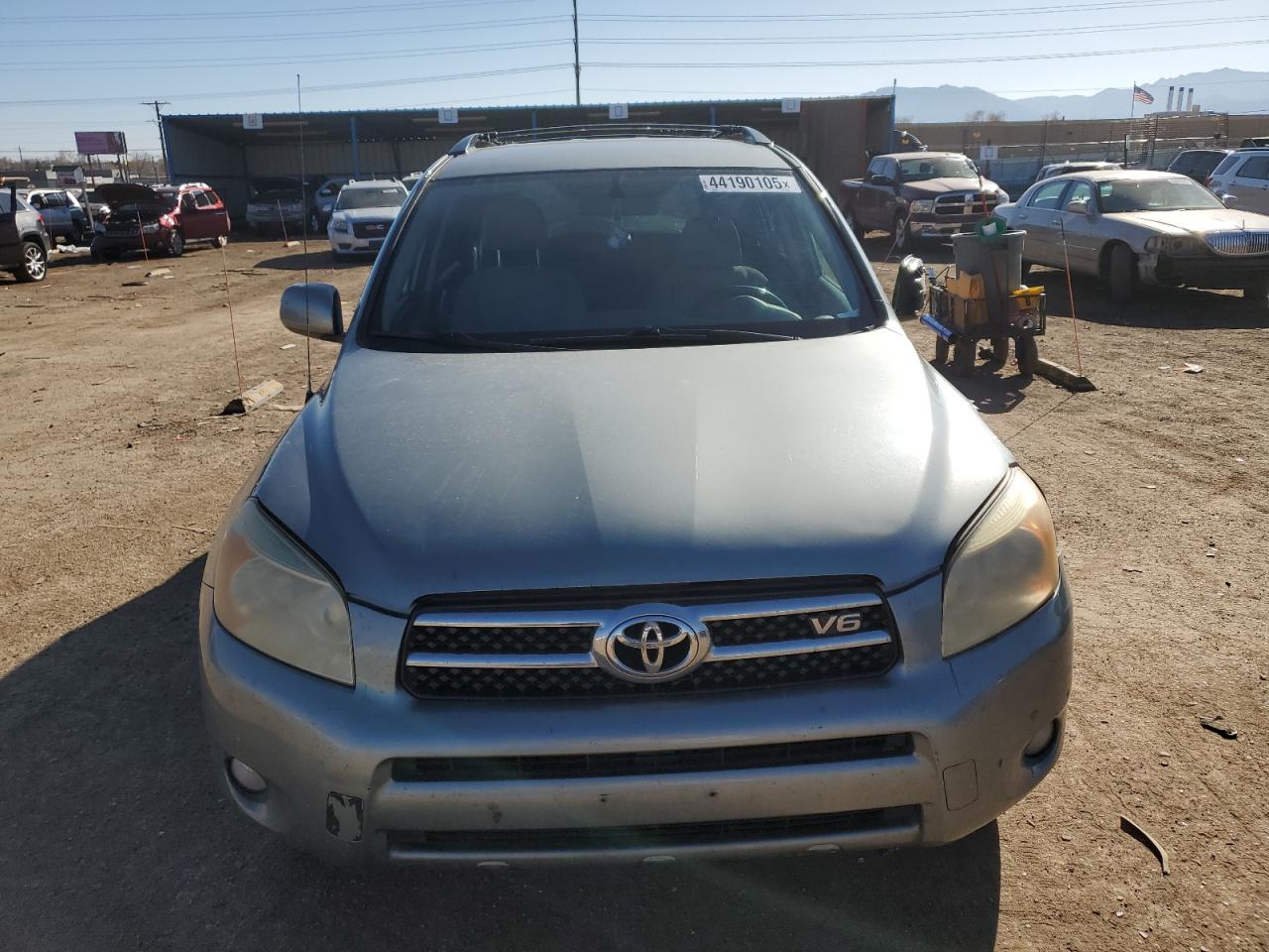 2007 Toyota RAV 4 VIN JTMBK34VX75019775 Copart auction photo, front end / side damage thumbnail 5