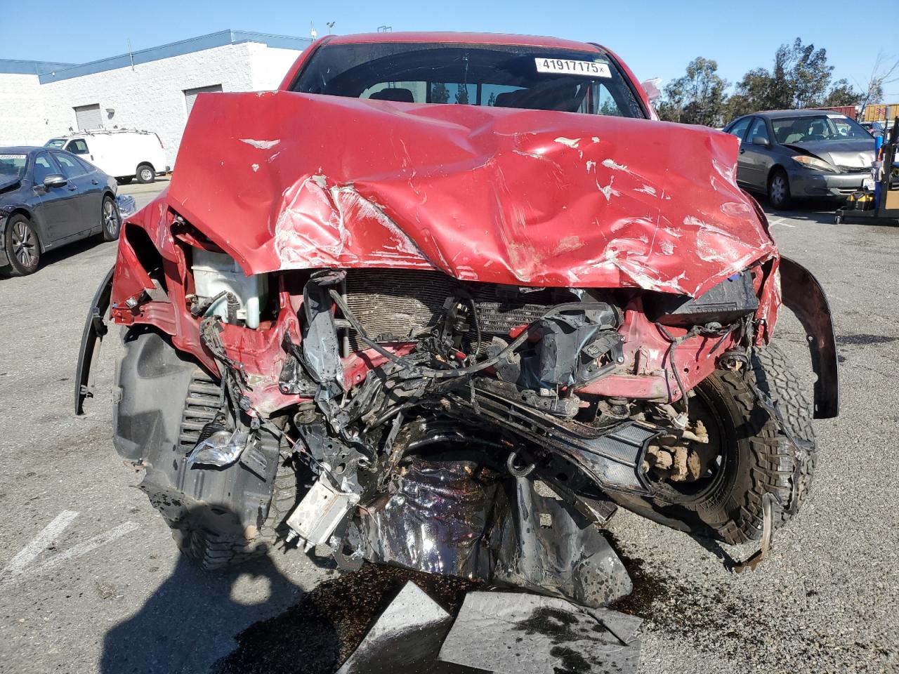 2016 Toyota Tacoma VIN 3TMAZ5CNXGM017619 Copart auction photo, front end / side damage thumbnail 5