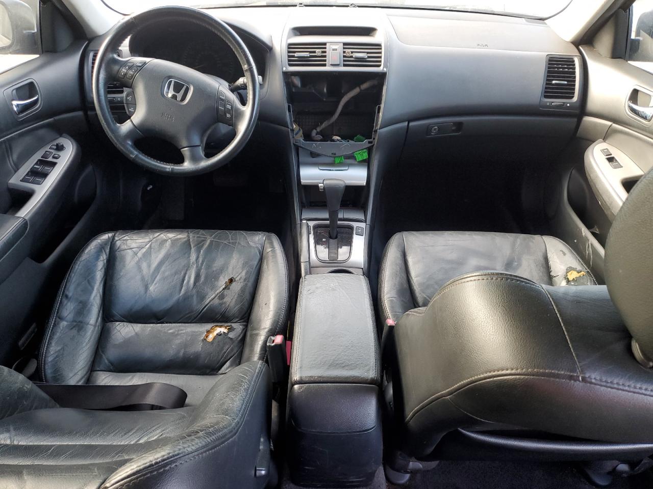 2004 Honda Accord VIN 1HGCM66834A075228 Copart auction photo, front end damage thumbnail 8