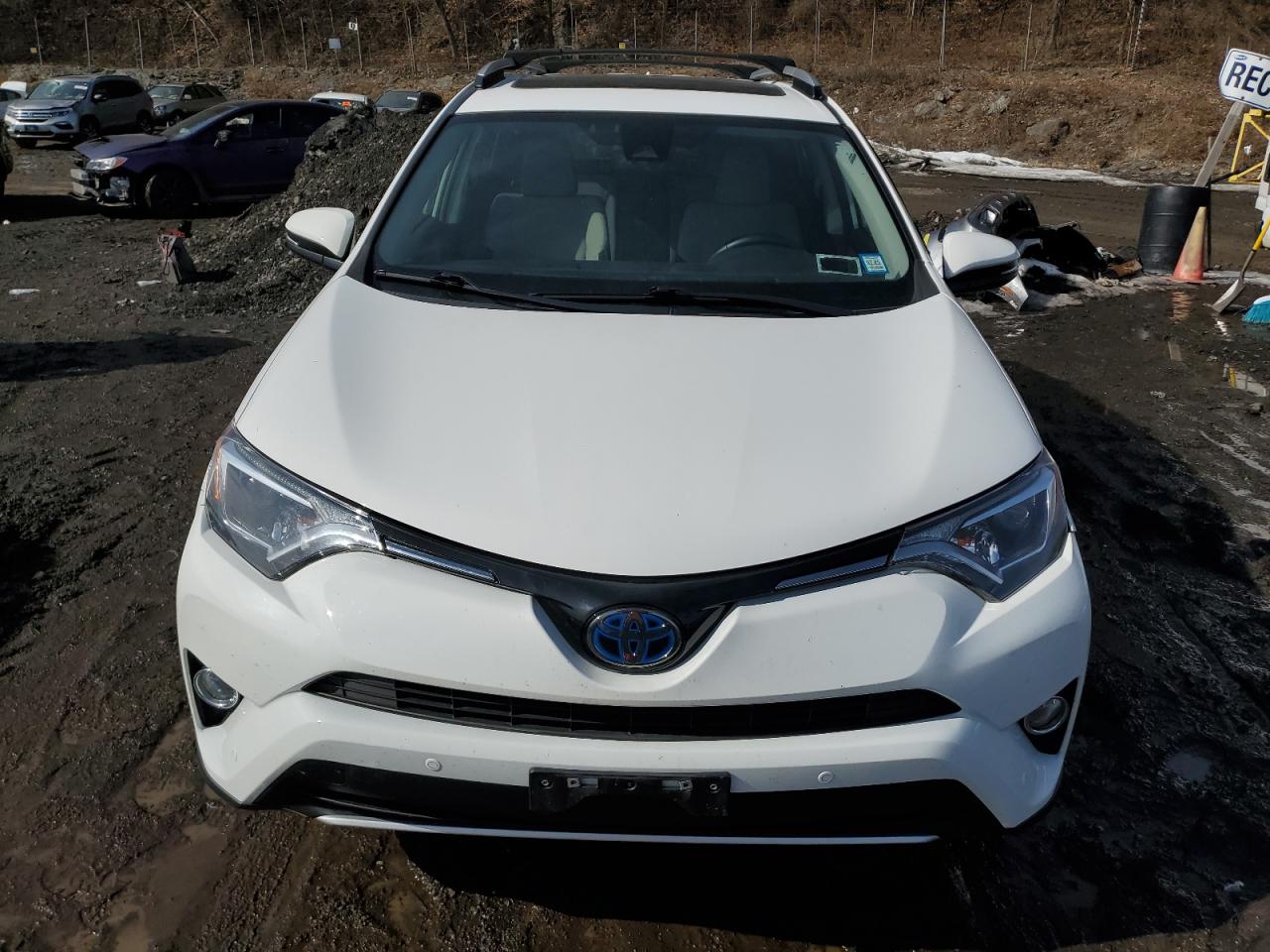 2016 Toyota RAV 4 VIN JTMRJREV1GD036845 Copart auction photo, side / front end damage thumbnail 5