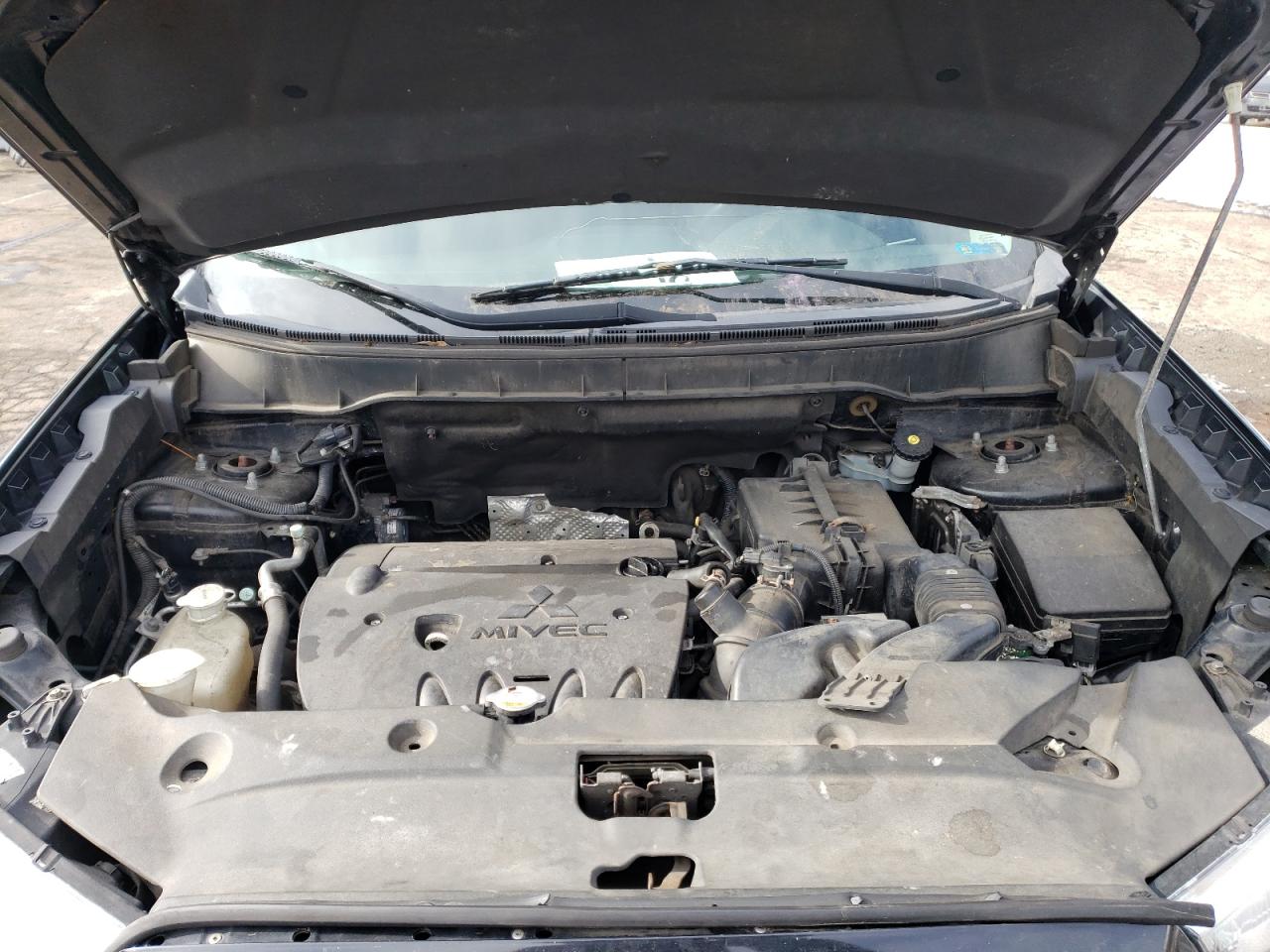 2015 Mitsubishi Outlander VIN 4A4AR3AU9FE027408 Copart auction photo, side / front end damage thumbnail 13