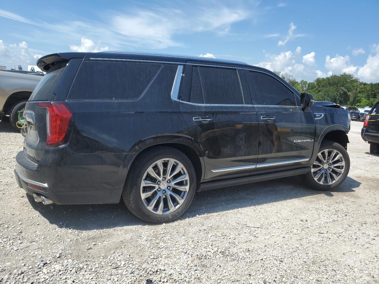 2021 GMC Yukon VIN 1GKS2DKL9MR262932 Copart auction photo, front end / rear end damage thumbnail 3
