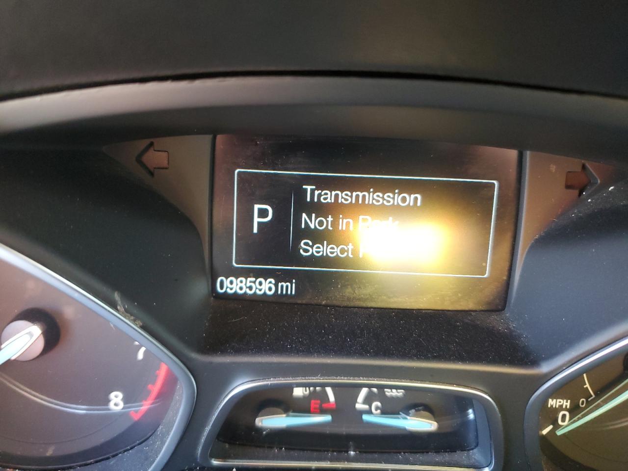 2017 Ford Escape VIN 1FMCU0GD1HUE53375 Copart auction photo, front end damage thumbnail 9