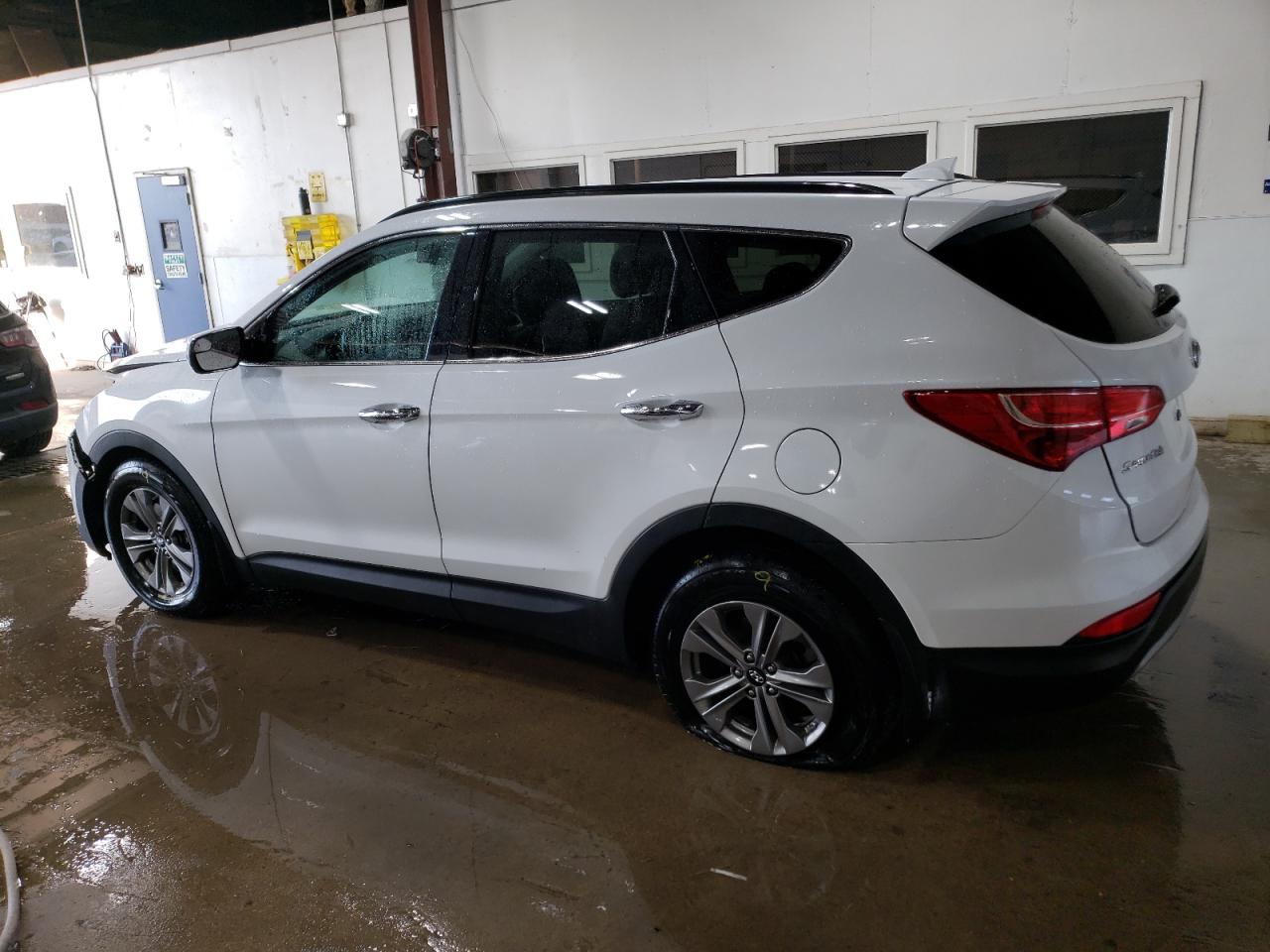 2016 Hyundai Santa Fe VIN 5XYZUDLB8GG346172 Copart auction photo, front end damage thumbnail 2