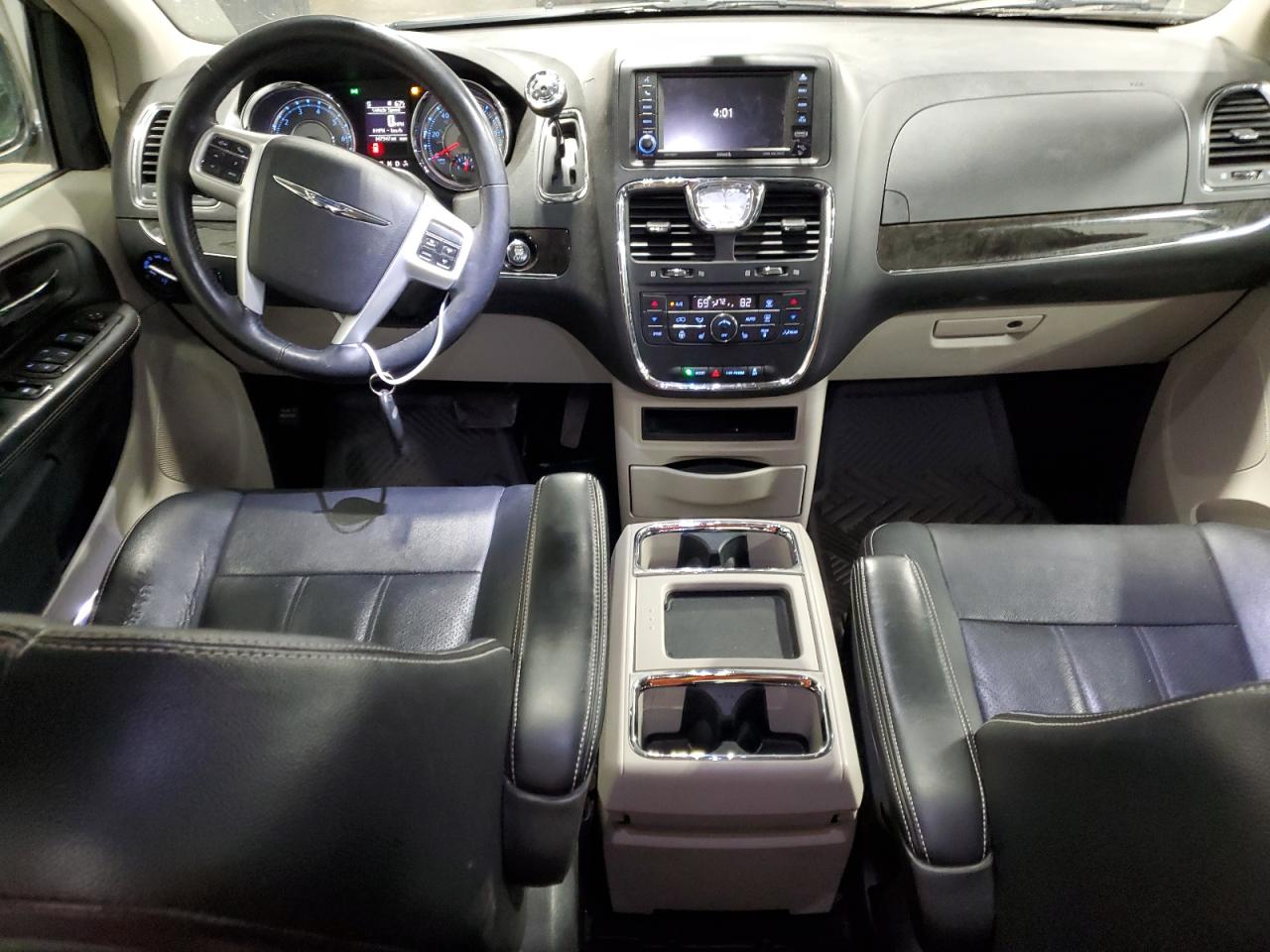 2016 Chrysler Town & Country VIN 2C4RC1CG0GR222227 Copart auction photo, front end / side damage thumbnail 8
