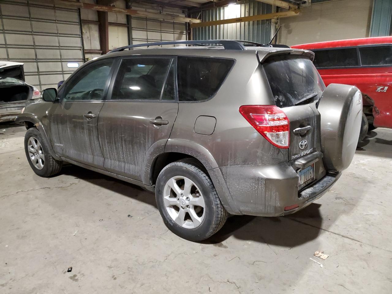 2010 Toyota RAV 4 VIN 2T3YF4DV7AW038319 Copart auction photo, front end / minor dent/scratches damage thumbnail 2