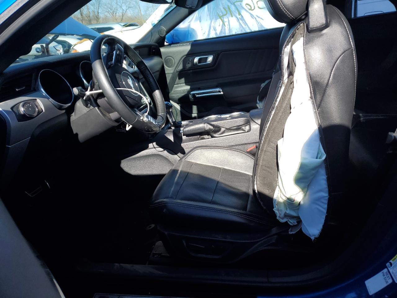 2020 Ford Mustang VIN 1FATP8UHXL5112700 Copart auction photo, front end / side damage thumbnail 7
