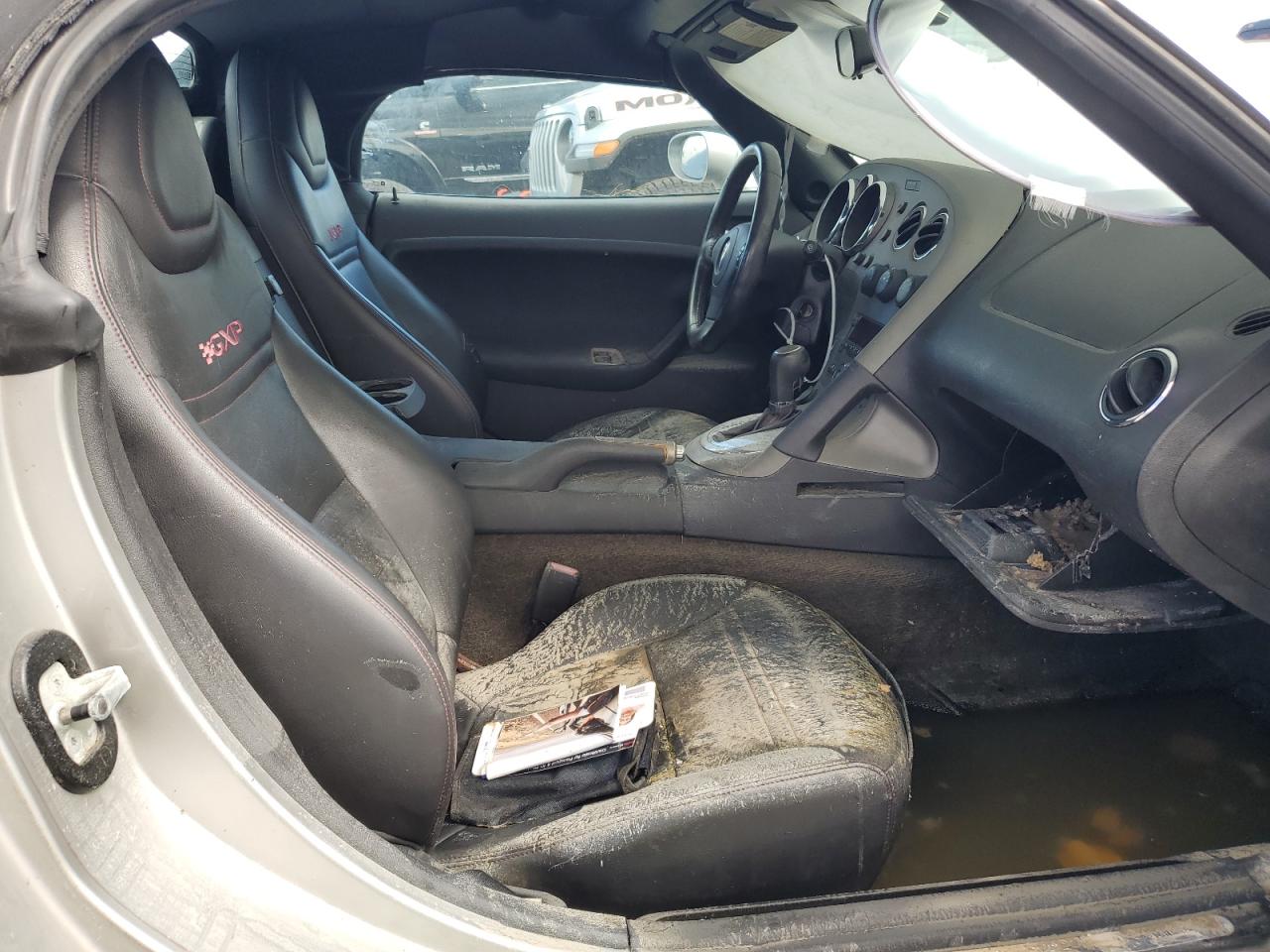 2007 Pontiac Solstice VIN 1G2MG35X27Y125134 Copart auction photo, water/flood damage thumbnail 10