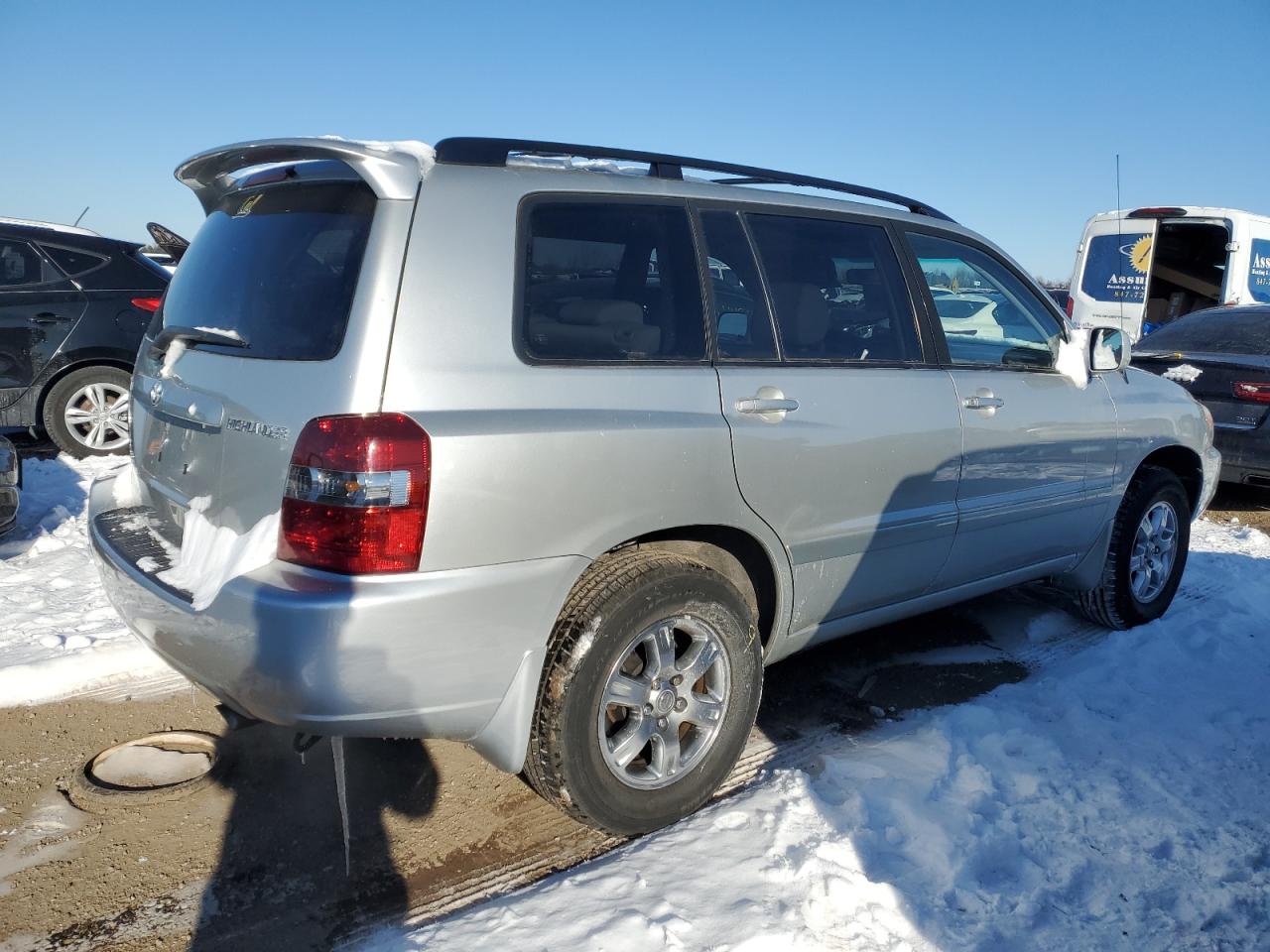 2007 Toyota Highlander VIN JTEEP21A470211602 Copart auction photo, front end / minor dent/scratches damage thumbnail 3