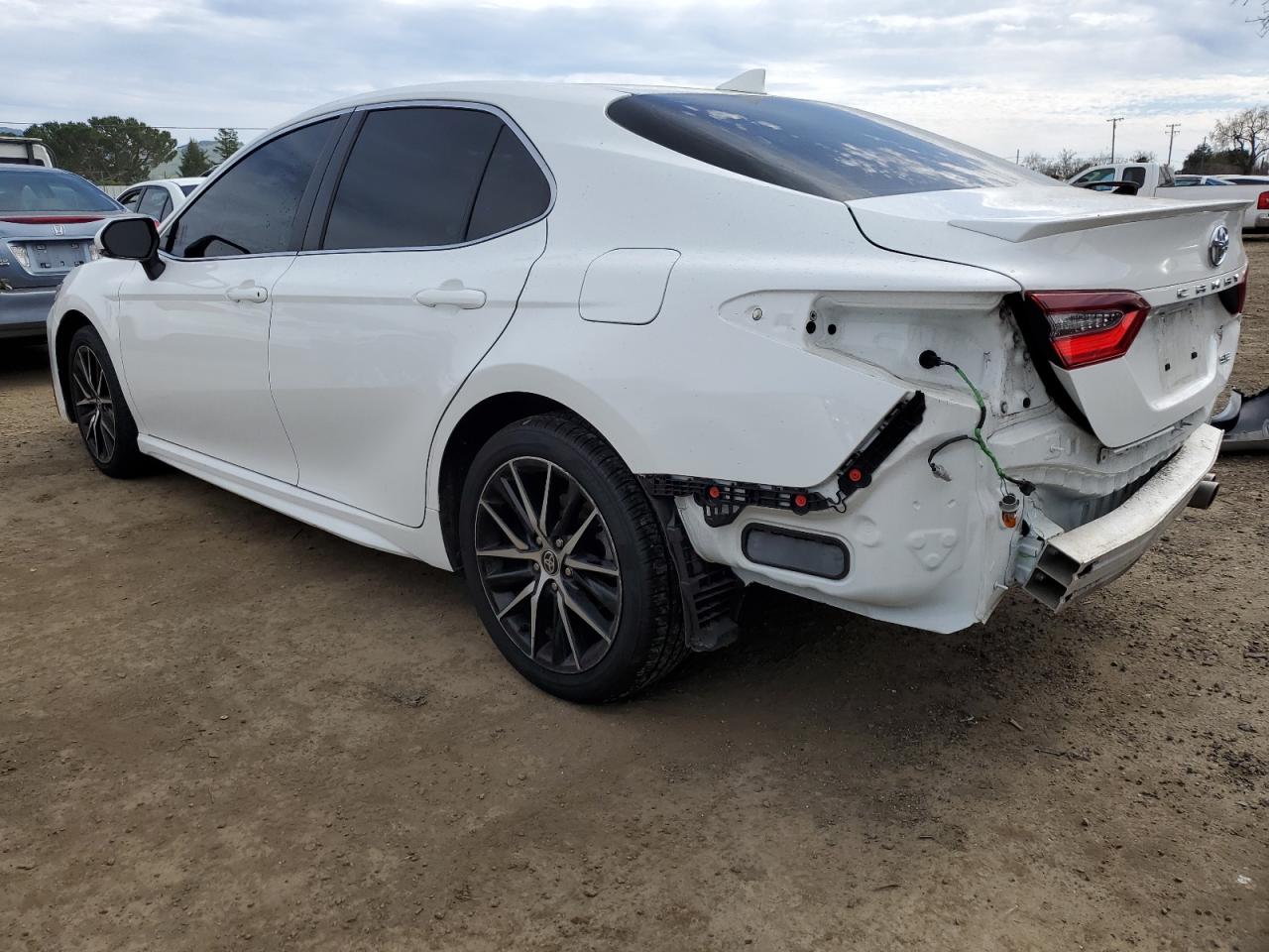 2022 Toyota Camry VIN 4T1G11AK4NU618497 Copart auction photo, rear end damage thumbnail 2