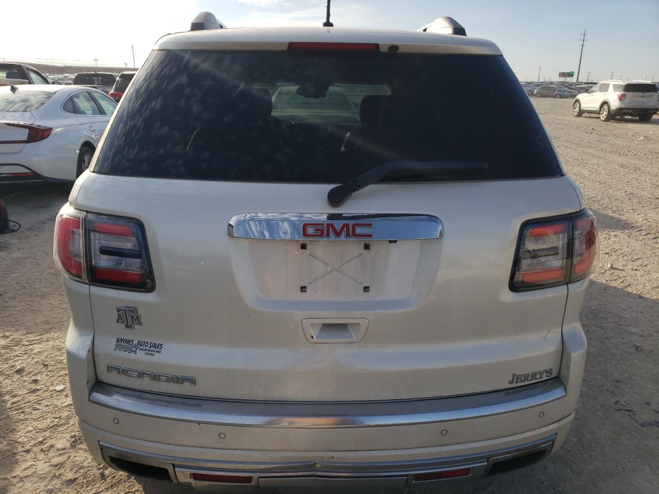 2015 GMC Acadia VIN 1GKKRTKDXFJ252507 Copart auction photo, front end / minor dent/scratches damage thumbnail 6