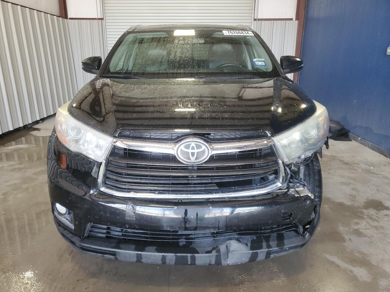 2015 Toyota Highlander VIN 5TDYKRFH9FS071153 Copart auction photo, front end damage thumbnail 5